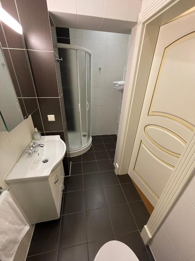 Apartma Premium Karlovy Vary Exterior photo